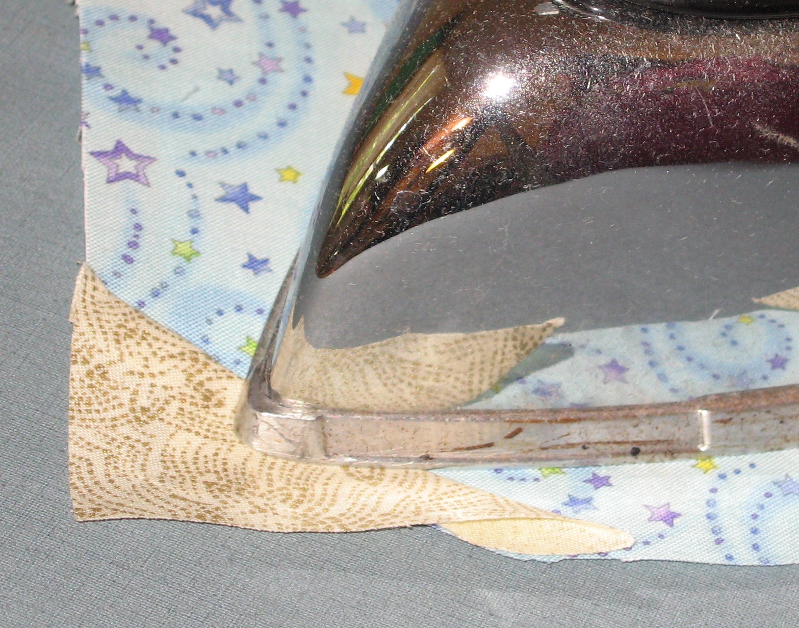 paper piecing tutorial (29).JPG